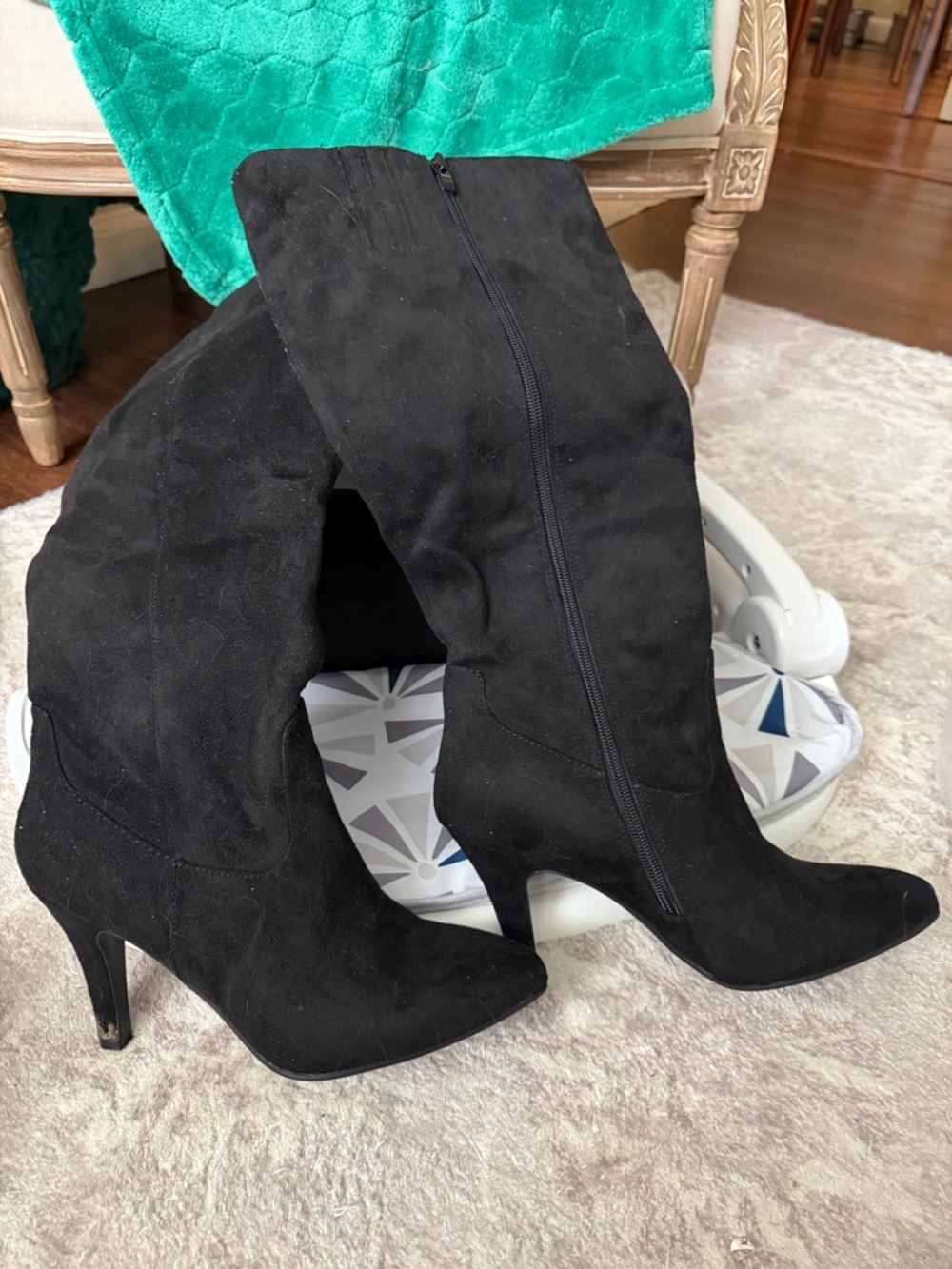 Chelsea Moreland Foxy Women's Black Knee-High Heeled Boots